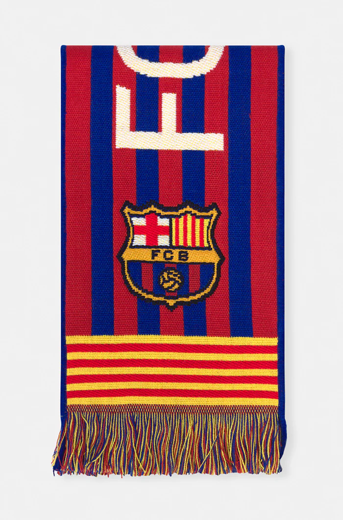 FC Barcelona reversible scarf - Image 4