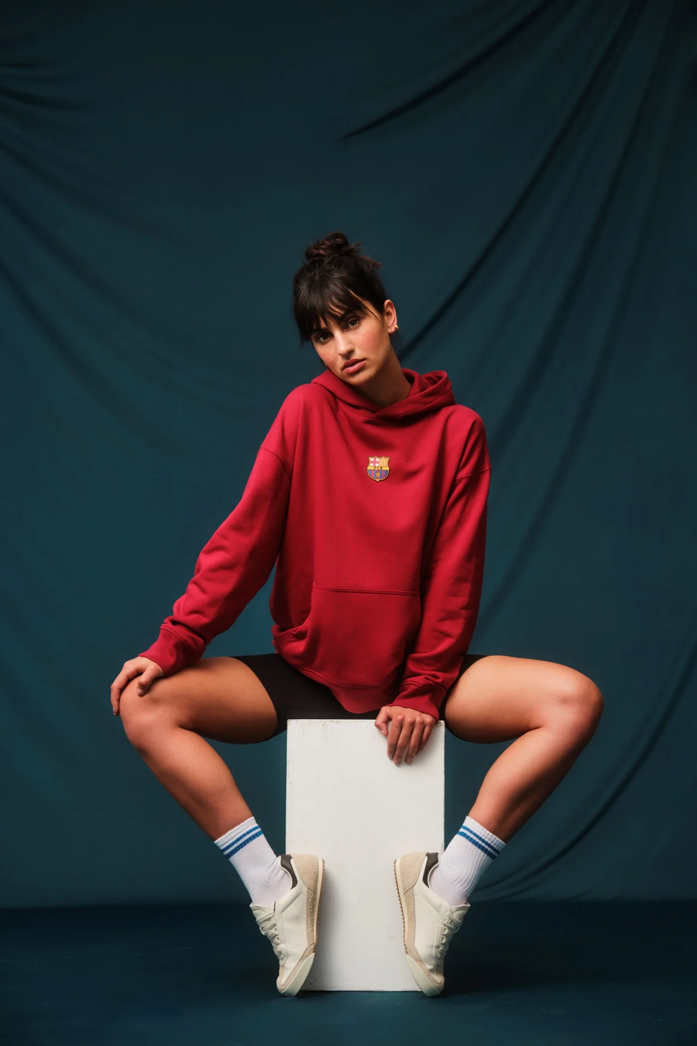 Hoodie red Barça  - Woman - Image 3