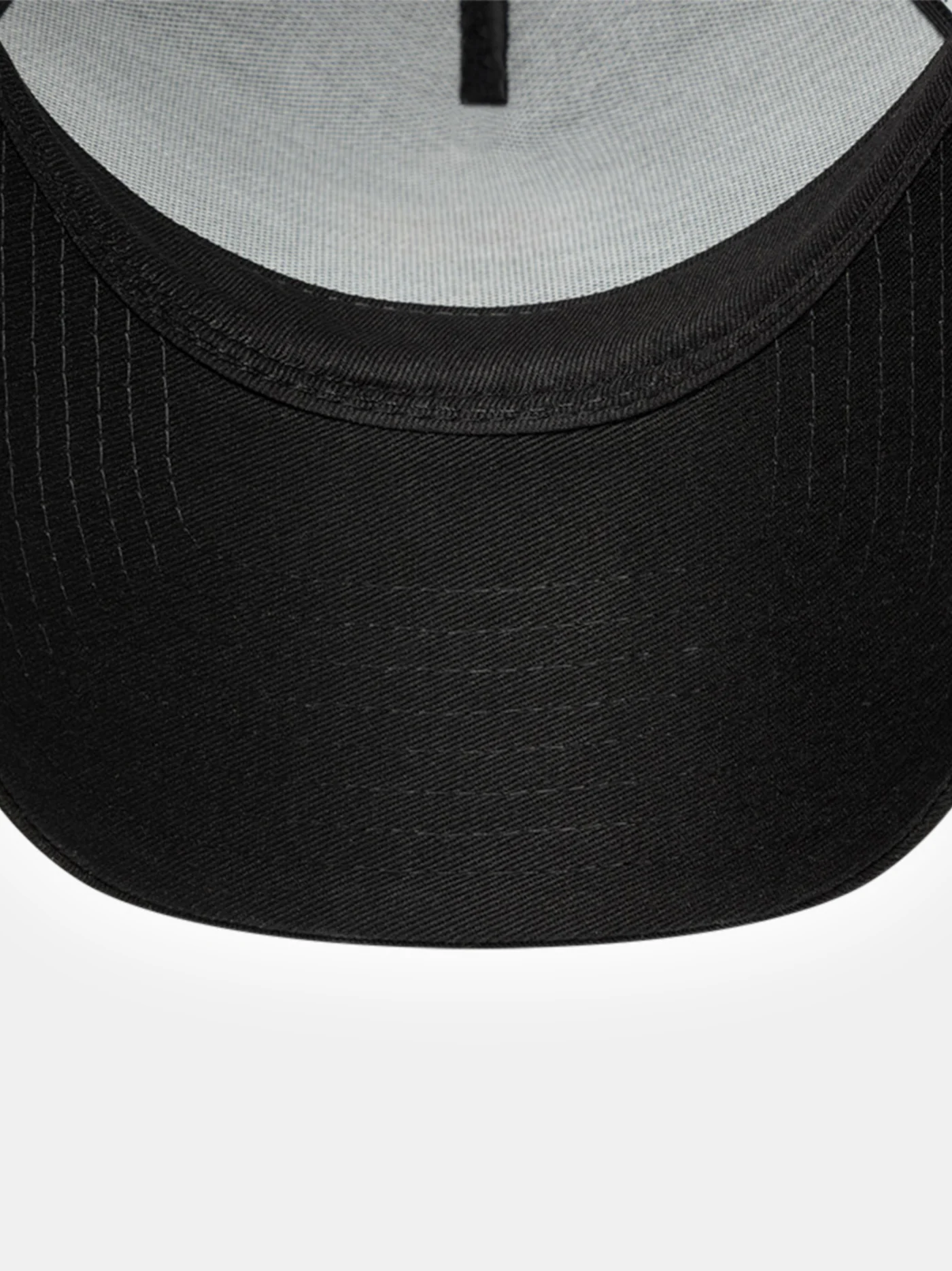 Cap NEW ERA x FC Barcelona Trucker Black - Image 5