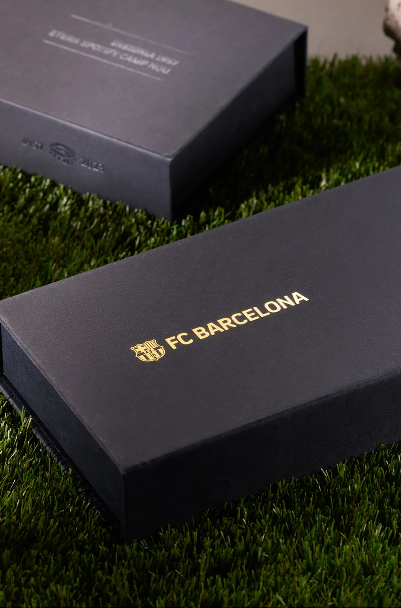 Crest Insignia FC Barcelona - Image 5