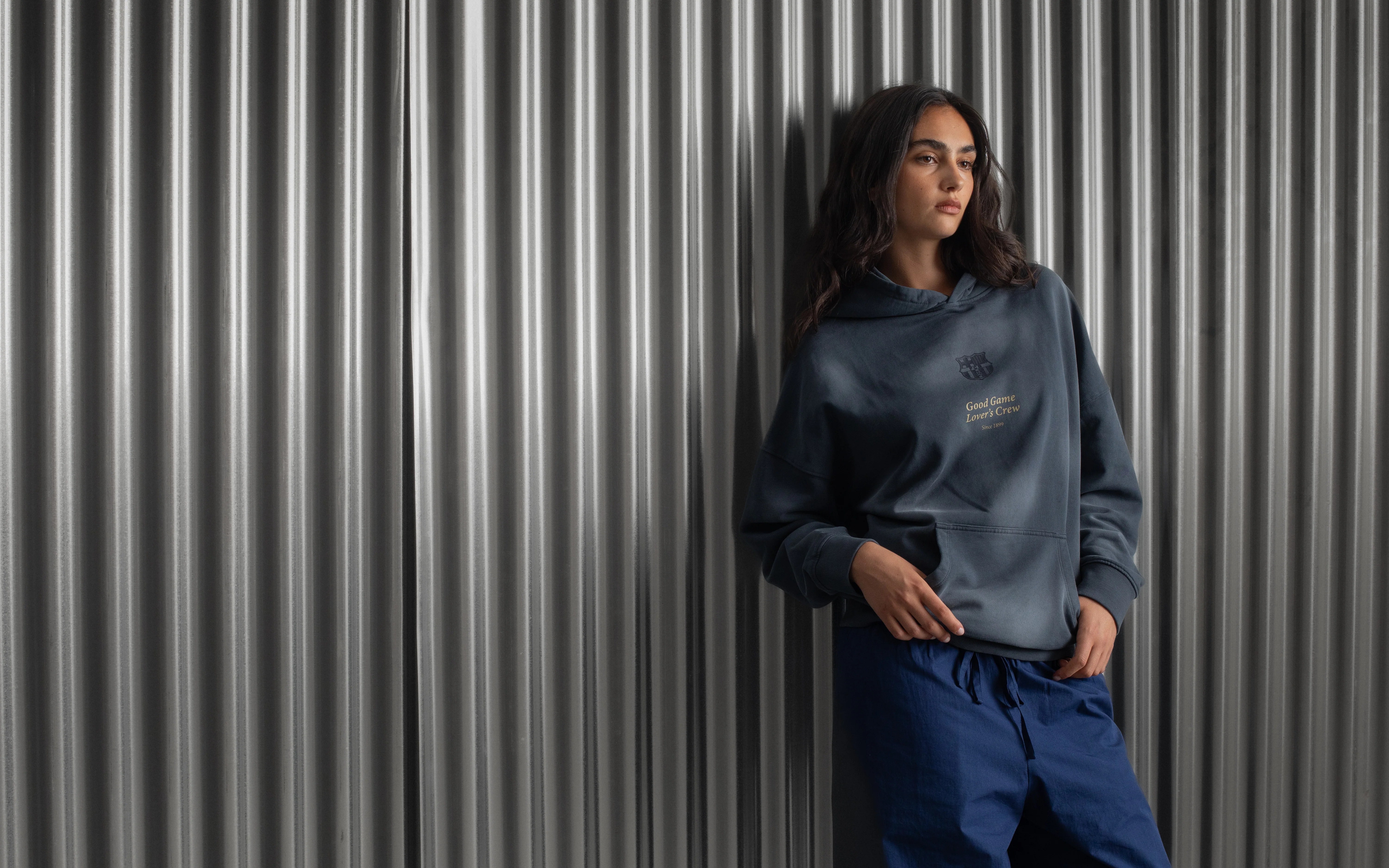 Hoodie Navy Barça Essentials - Women - Image 7
