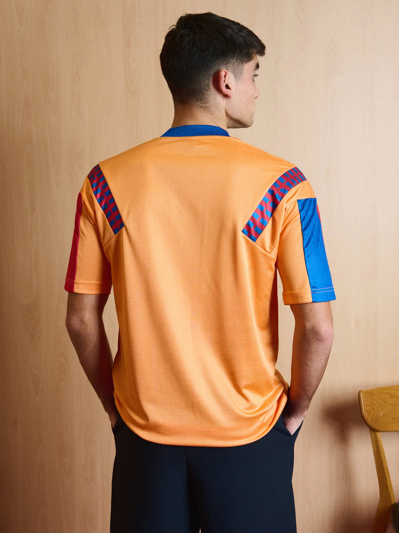 FC Barcelona 1991-92 Retro Away Jersey - Image 4
