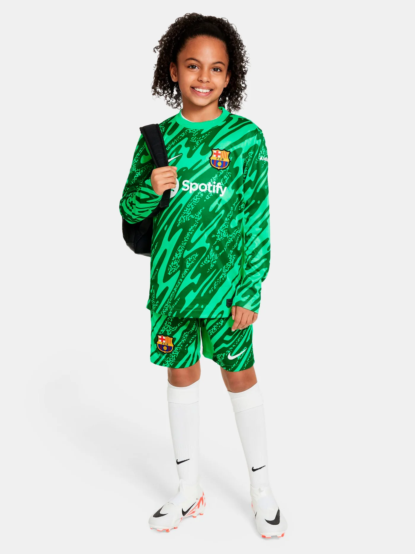 FC Barcelona Goalkeeper shorts 24/25 - Junior - Image 6