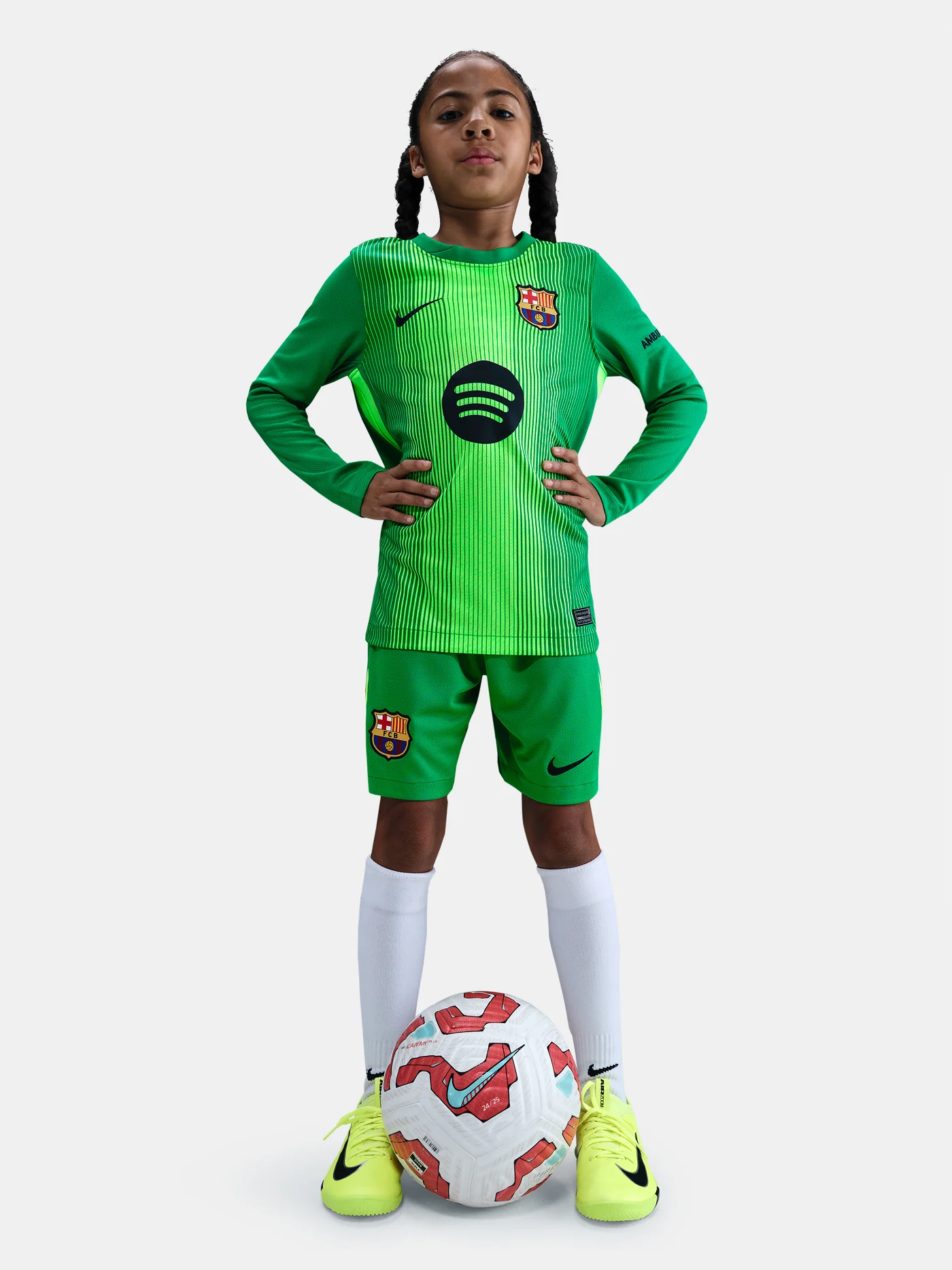 FC Barcelona Goalkeeper shorts 25/26 - Junior - Image 5