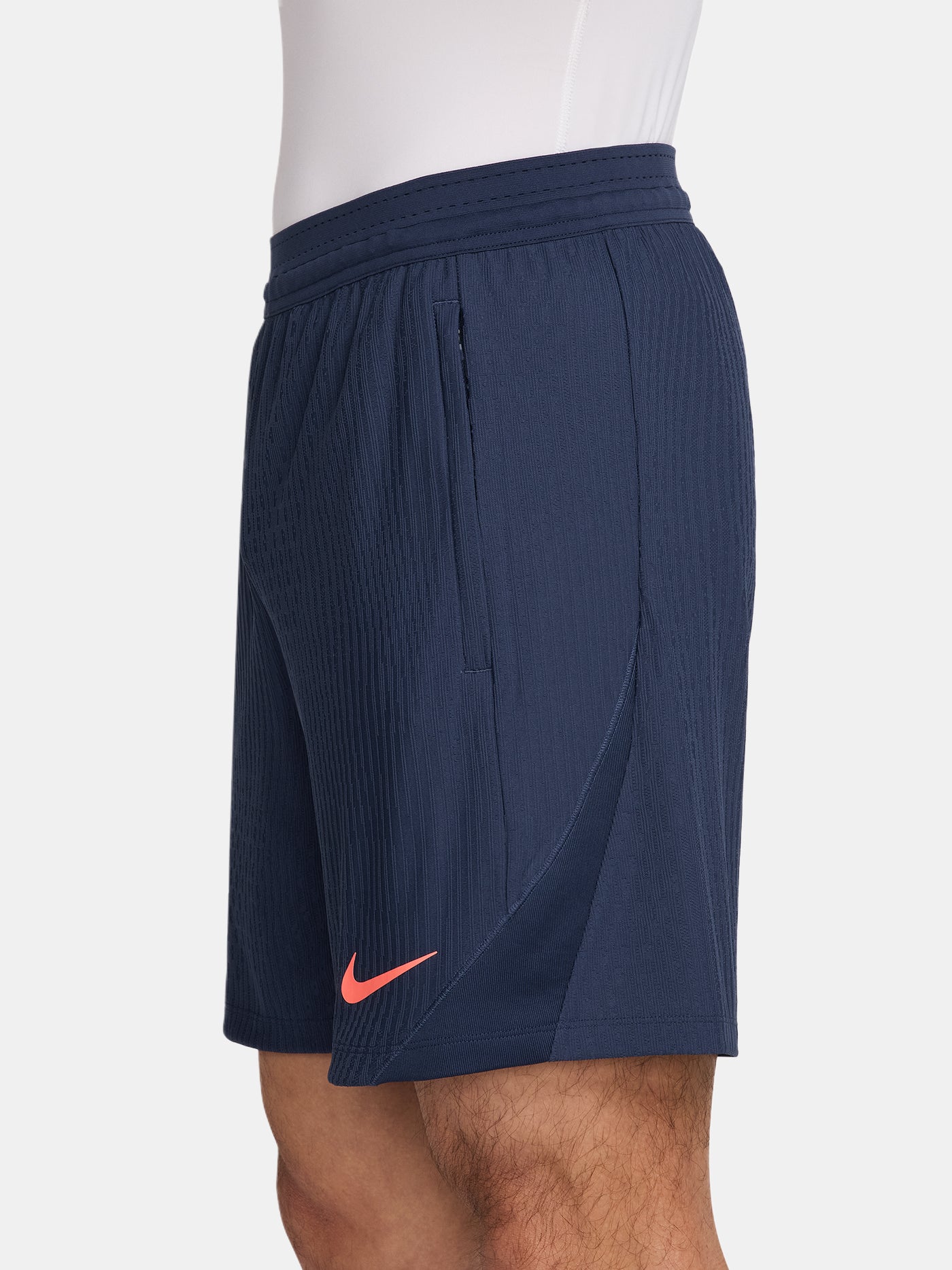 Training shorts FC Barcelona T90 25/26 - Player's Edition - Image 4
