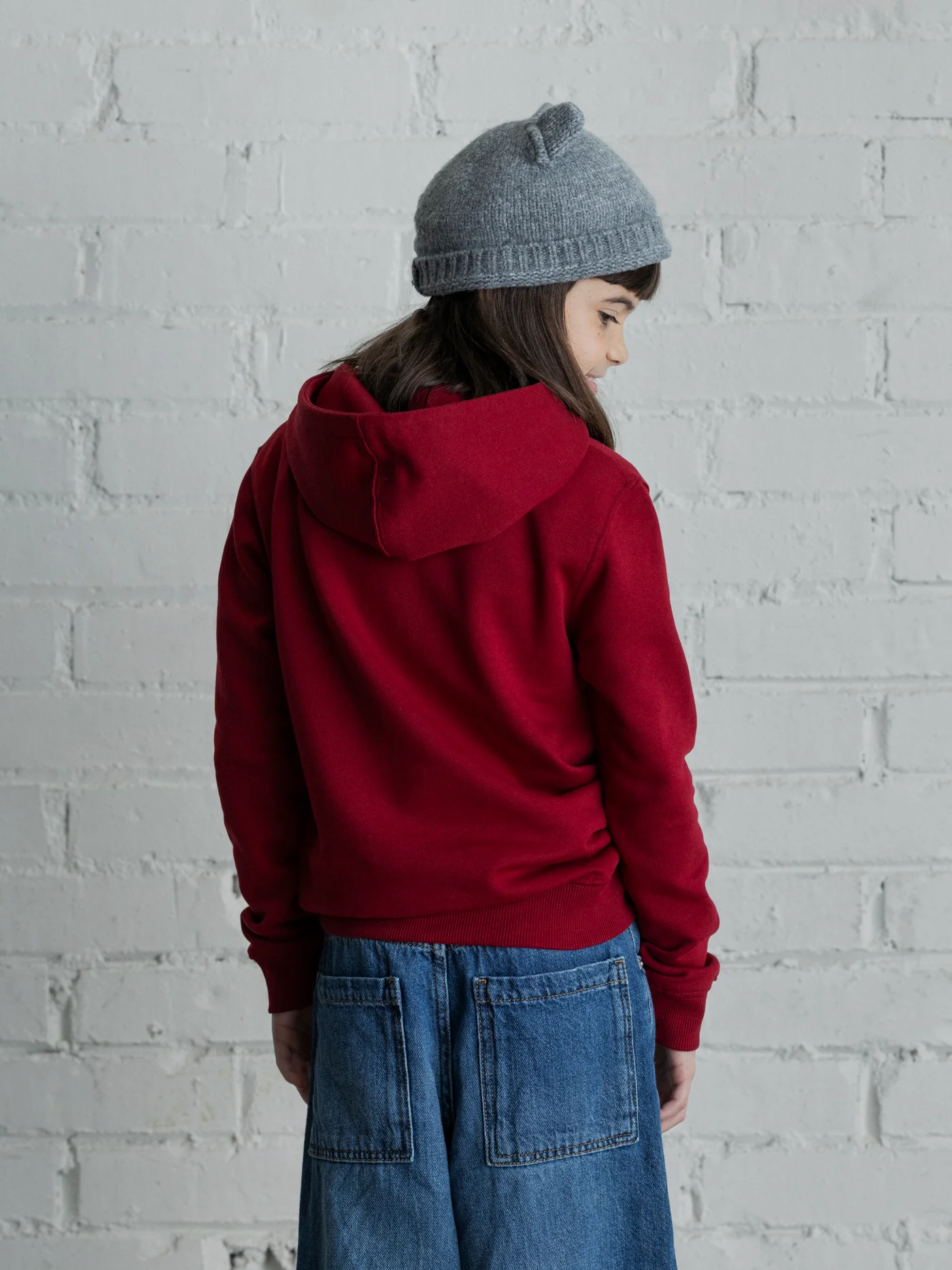 Red Hoodie with Barça Crest - Junior - Image 3