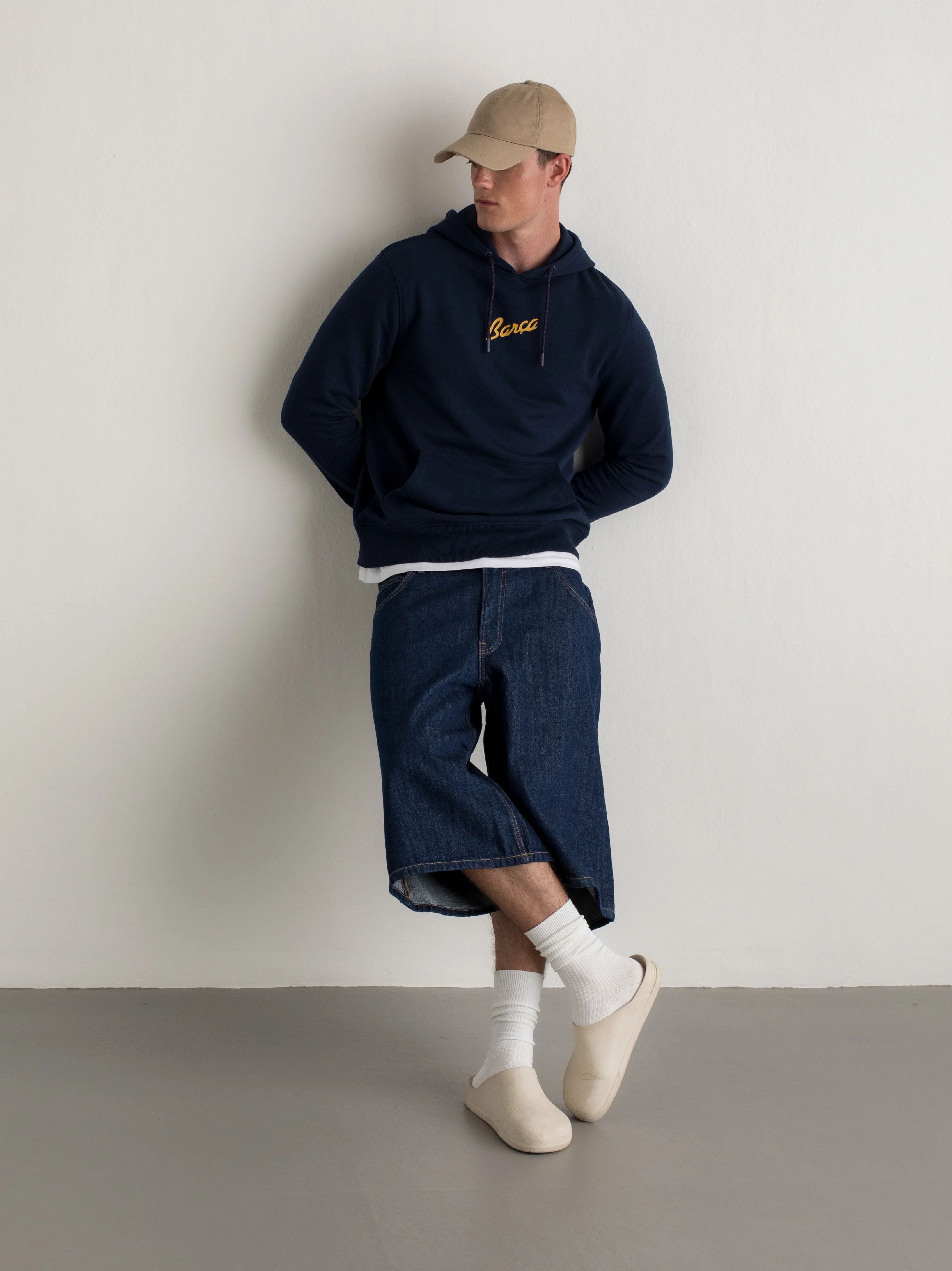 Hoodie Core Navy "MÉS QUE UN CLUB" - Image 3