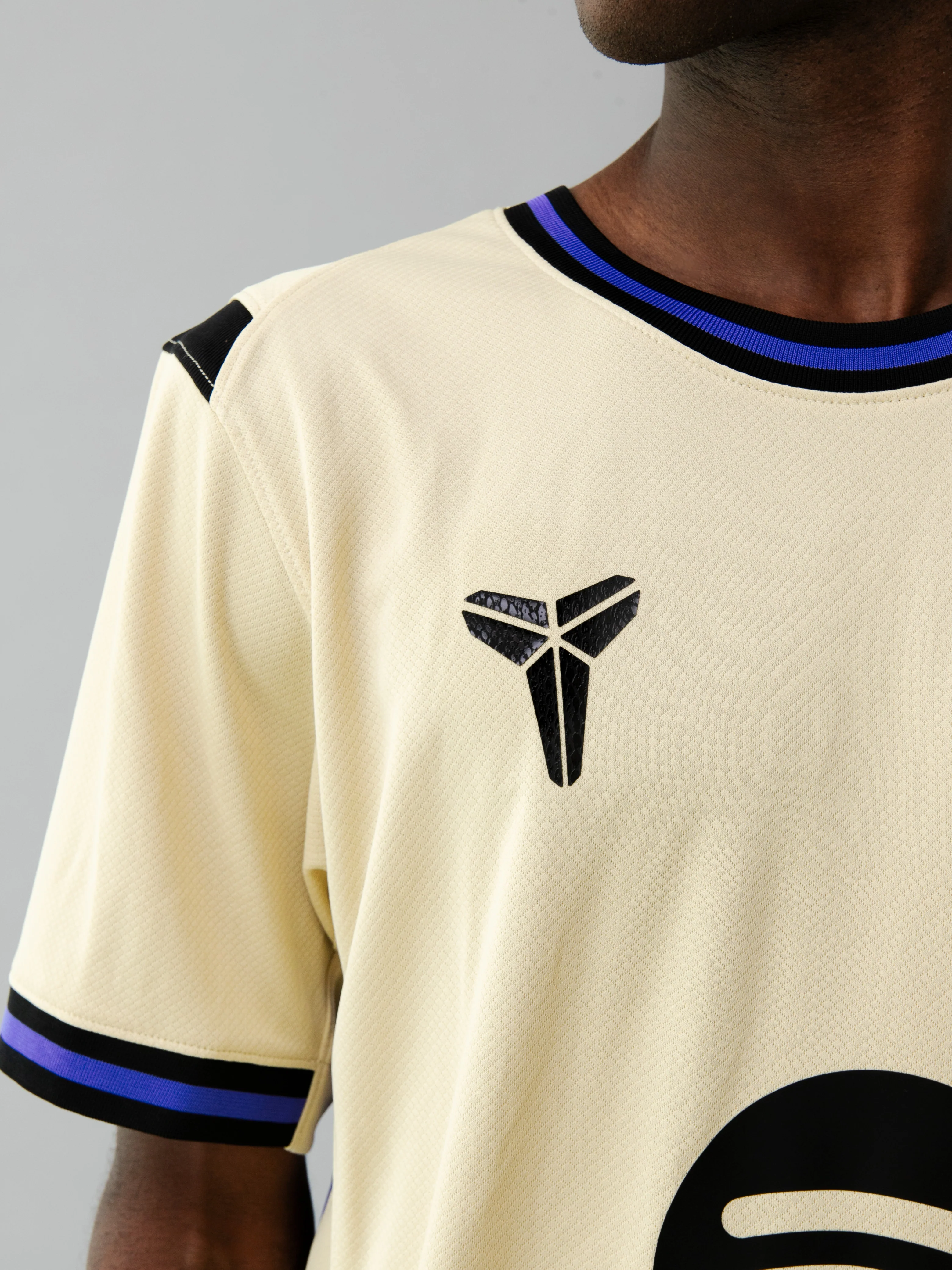 Men's away jersey 25/26 FC Barcelona x Kobe Bryant - Image 3