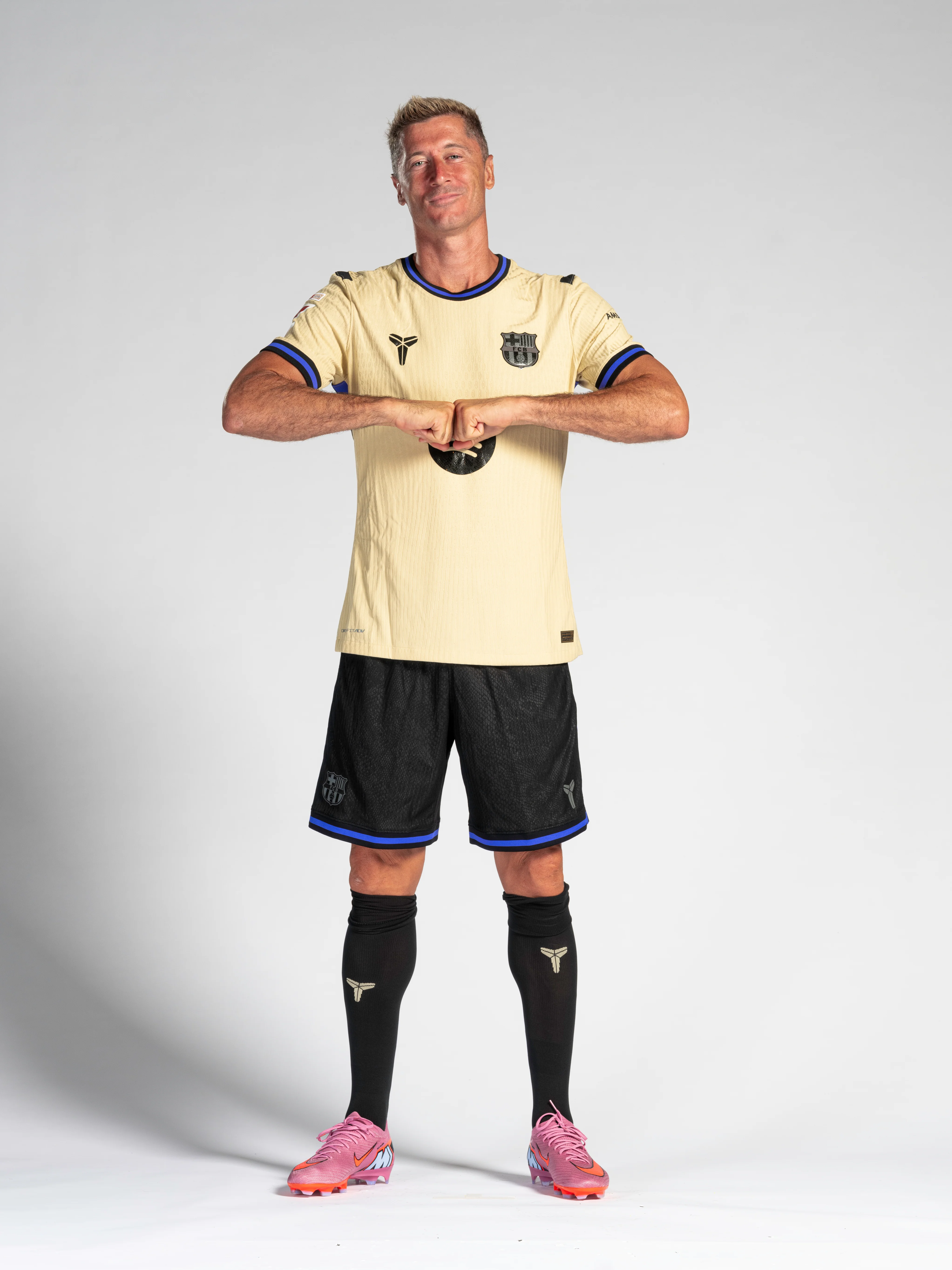 LEWANDOWSKI |La Liga Men's away jersey 25/26 FC Barcelona x Kobe Bryant - Player's Edition