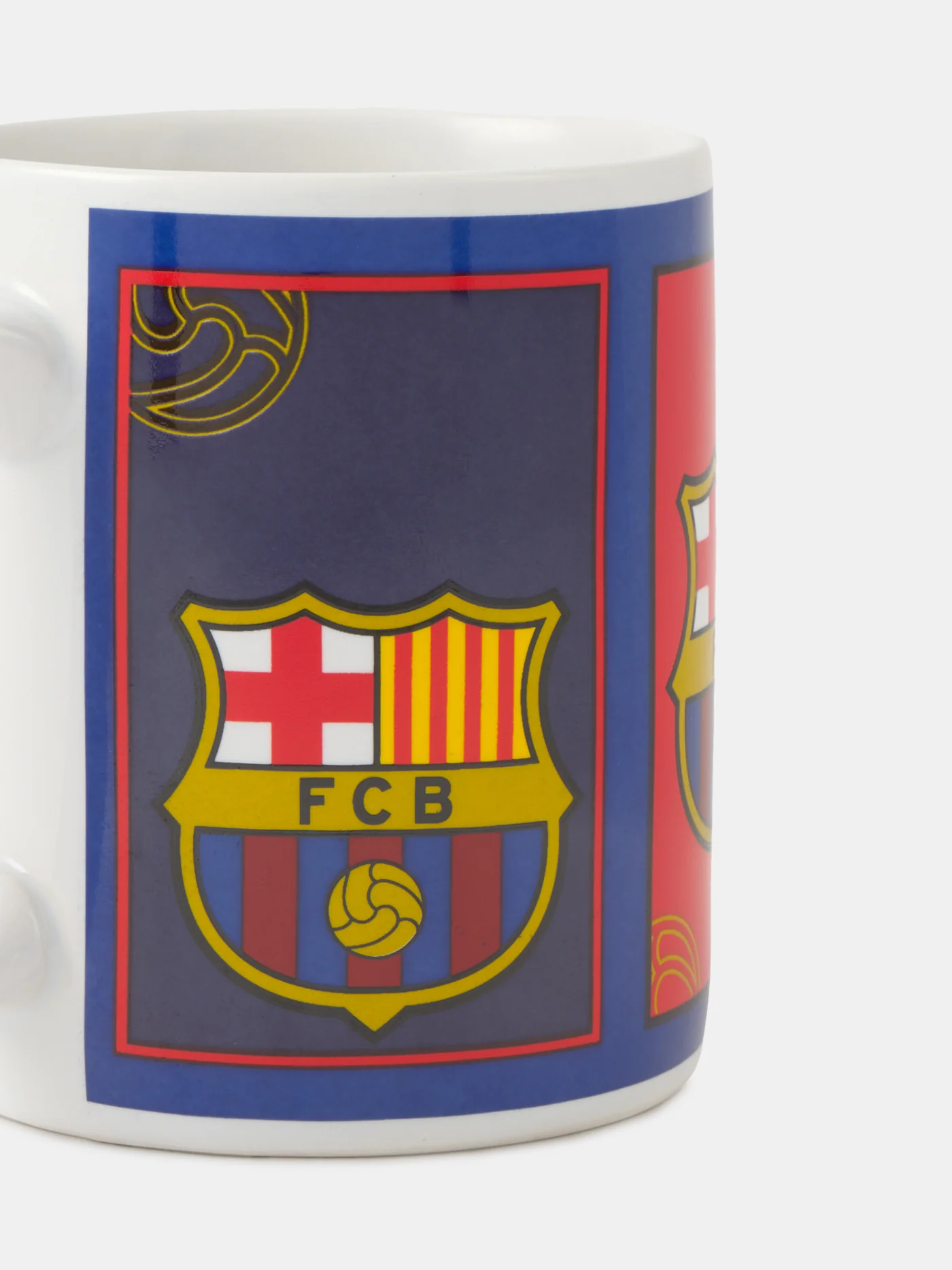Mug FC Barcelona Four Shield - Image 4