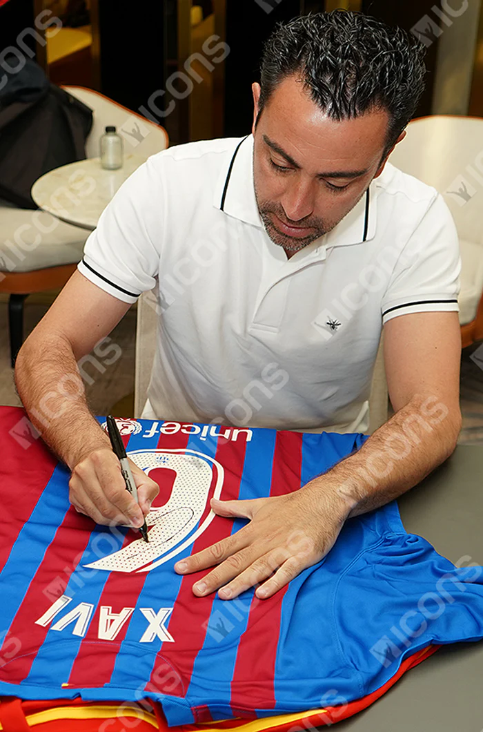 XAVI | Xavi Hernandez official shirt from the 21/22 season FC Barcelona Home Kit with signature - Image 3