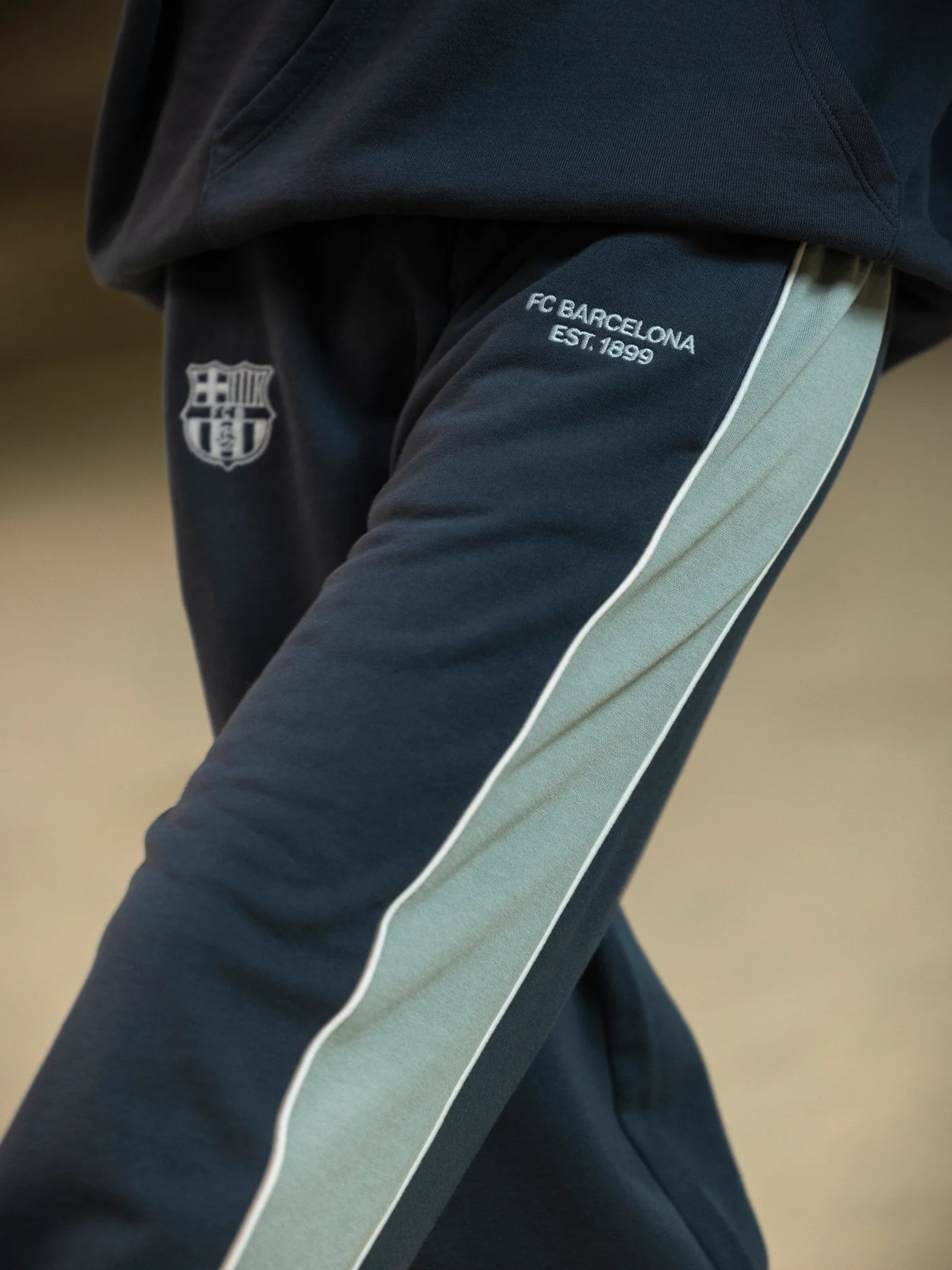 Pants Grey Aftermatch Barça - Image 7