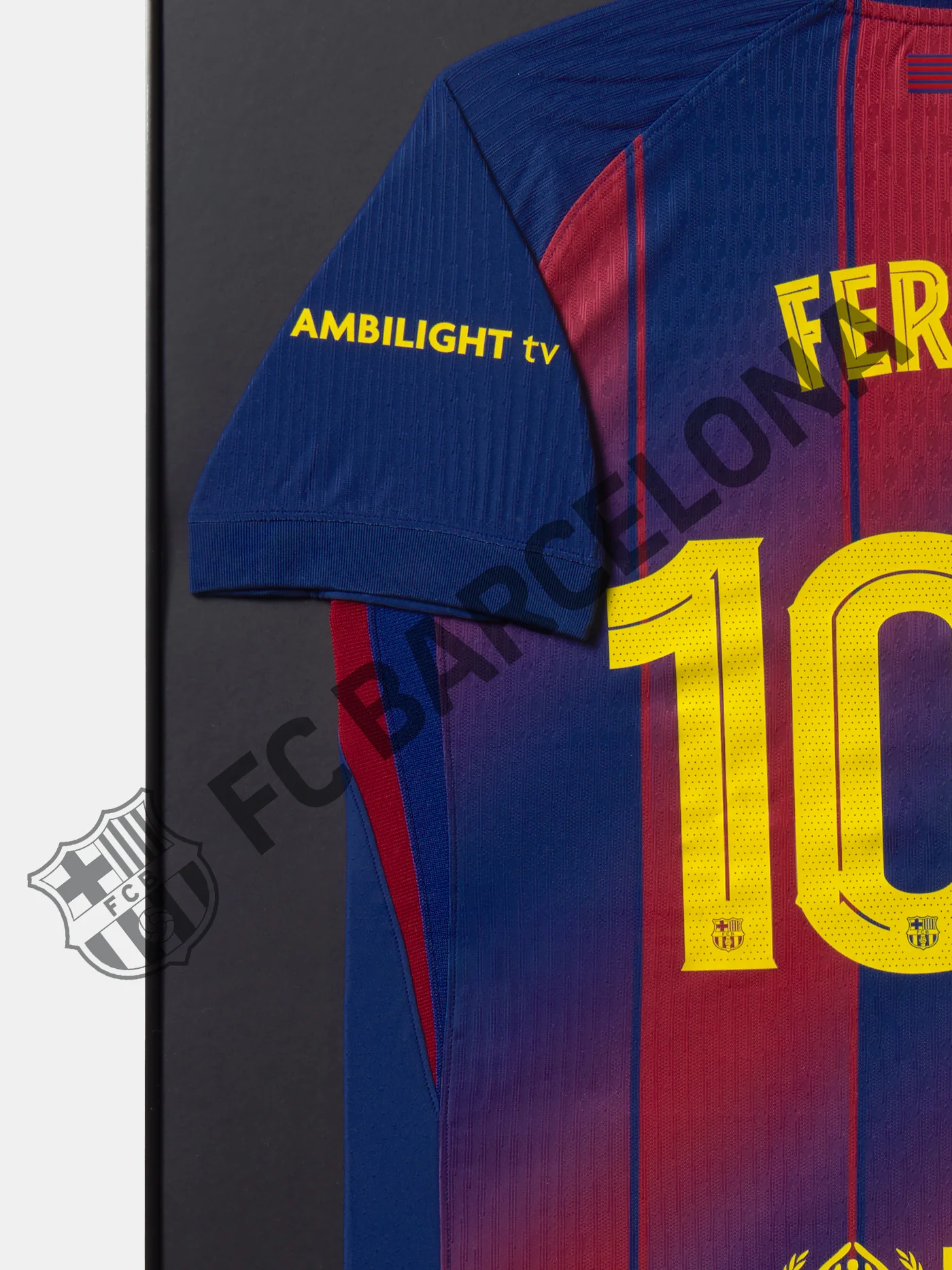 T-Shirt signed and framed Fermín 100 matches - Image 4