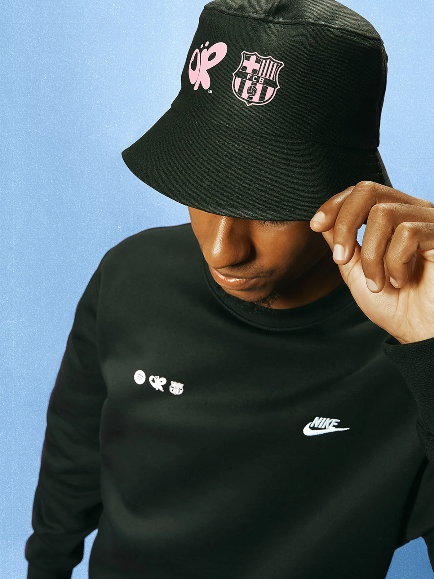 Bucket FC Barcelona x Olivia Rodrigo x Spotify - Image 2
