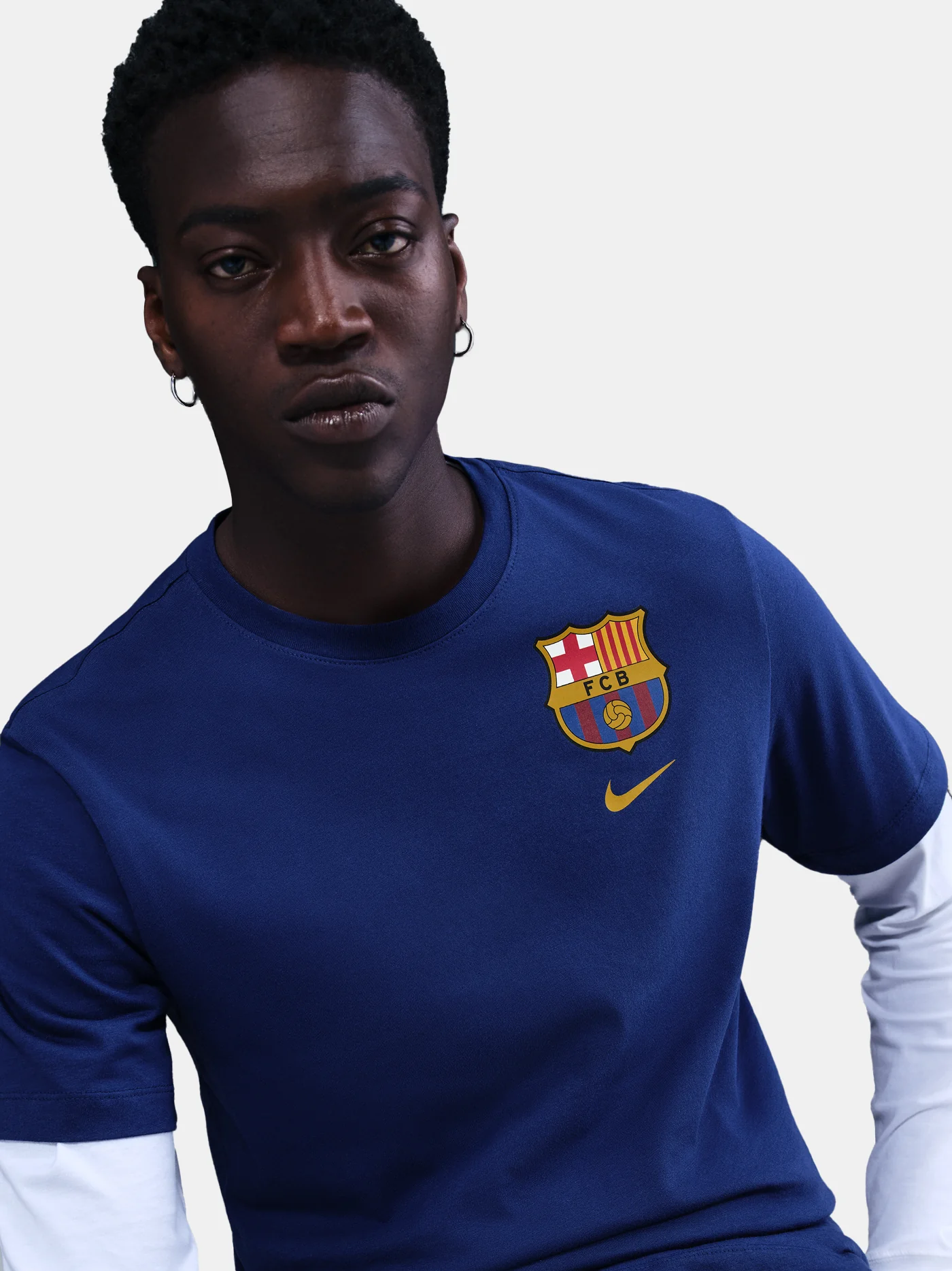 Tee Nike Barça shield - Image 5