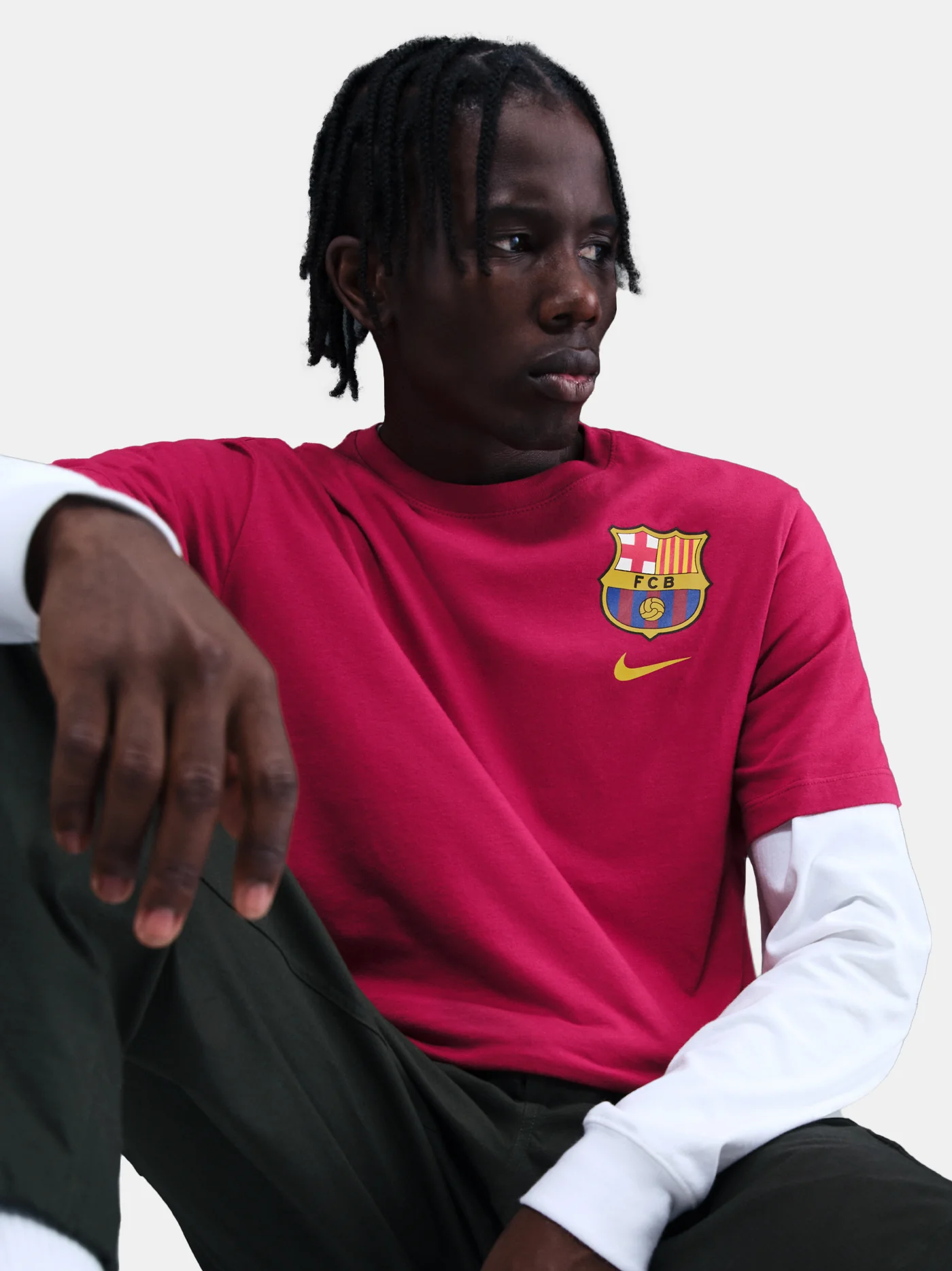 Tee Nike Barça shield red - Image 6
