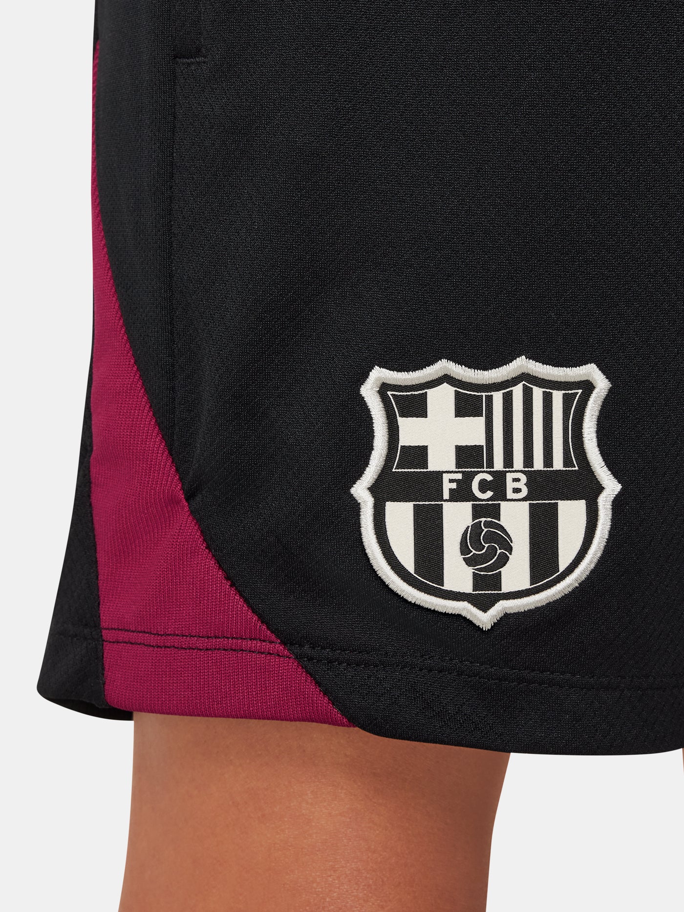 Training Shorts FC Barcelona 24/25 - Junior - Image 4